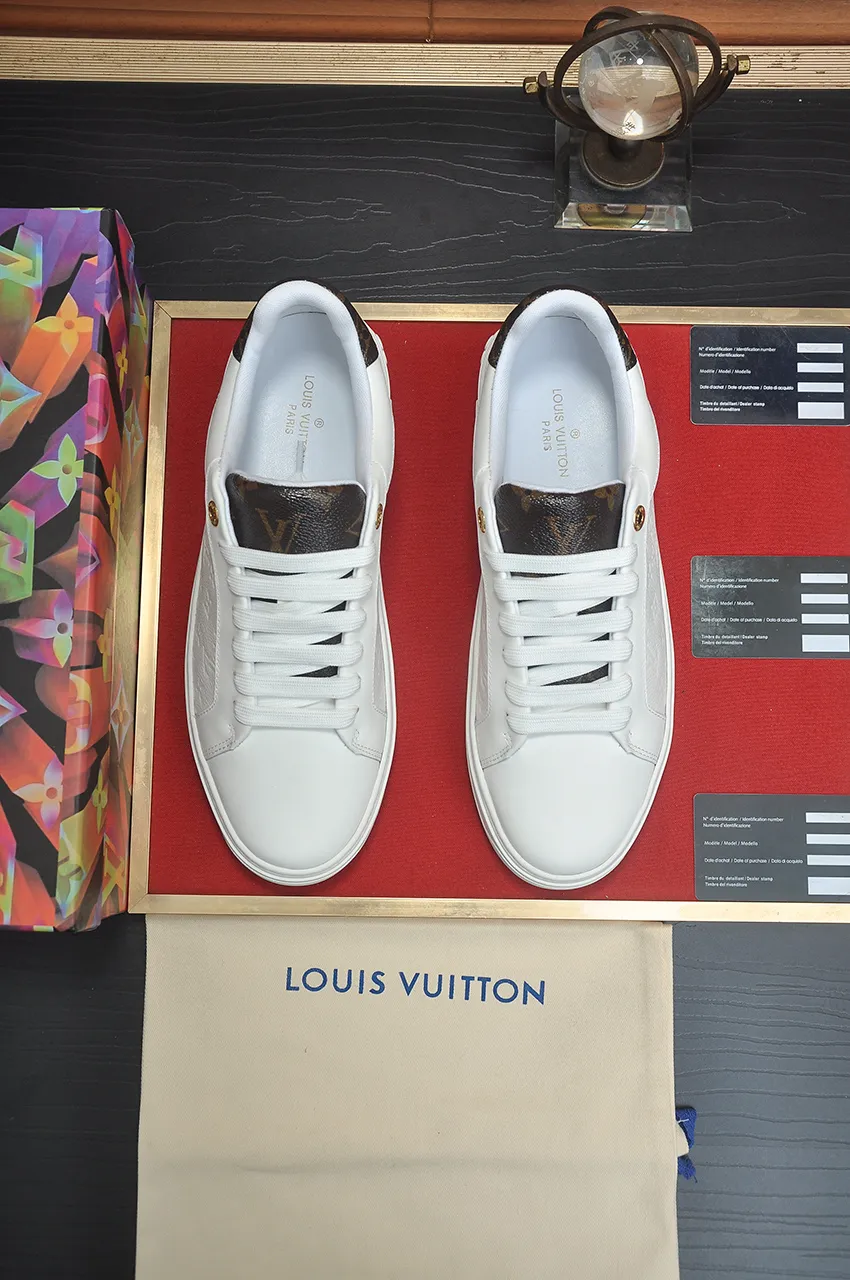 Men's shoes 💰540💶[LOUIS VUITTON] Original order price (water-dyed cowhide lining) new model 🍀LV Louis Vuitton * - top version of LV classic trendy shoes! Made of imported original cowhide, water-dyed cowhide lining, and original wear-resistant rubber outsole! High quality products! Code number 38-45 (45 is custom-made and cannot be returned or exchanged)